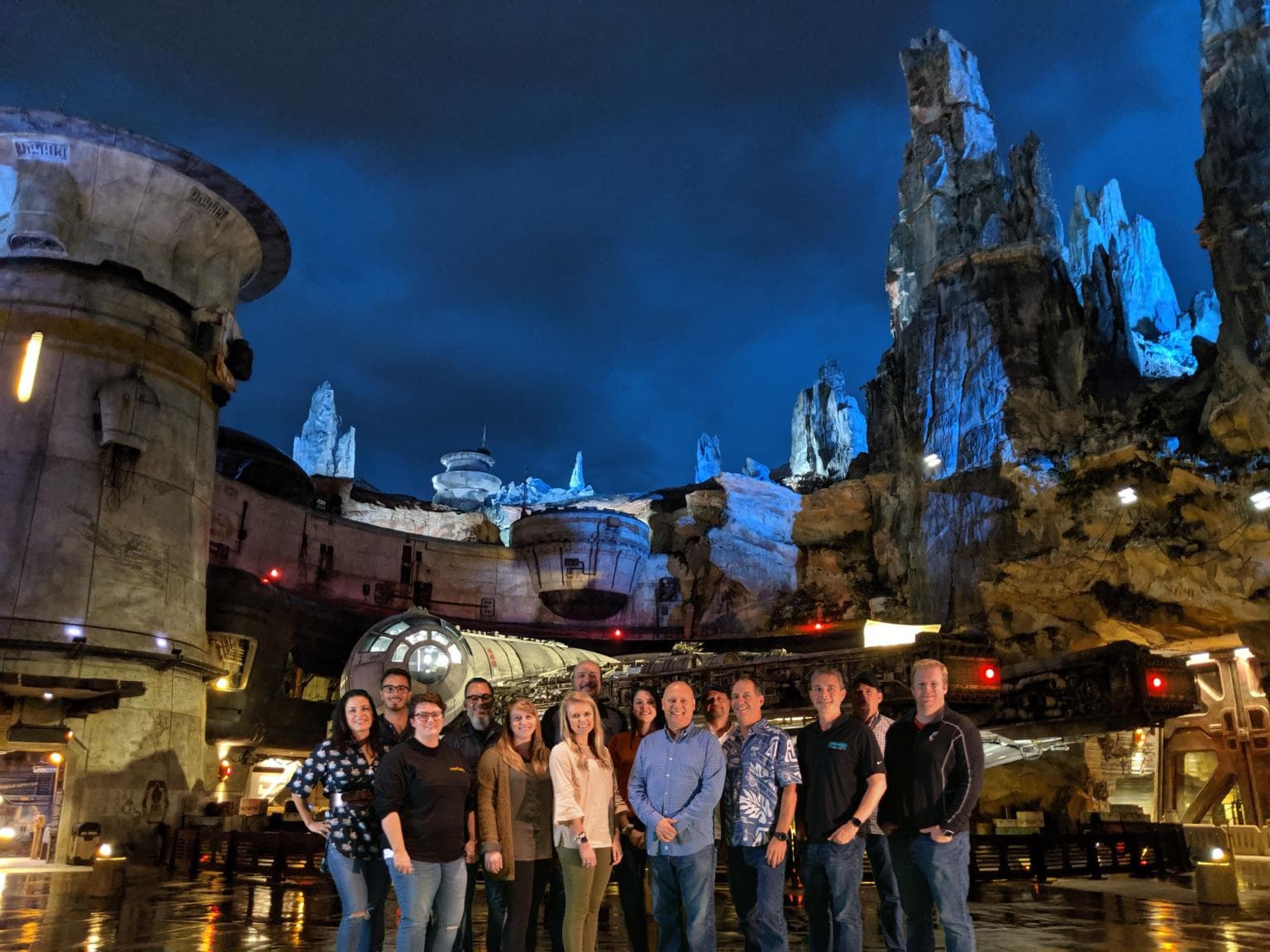 STAR WARS: GALAXY'S EDGE